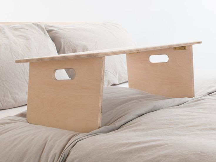 میز لپ تاپ تاشئ چوبی چند کاره مناسب استفاده روی تخت و مطالعه